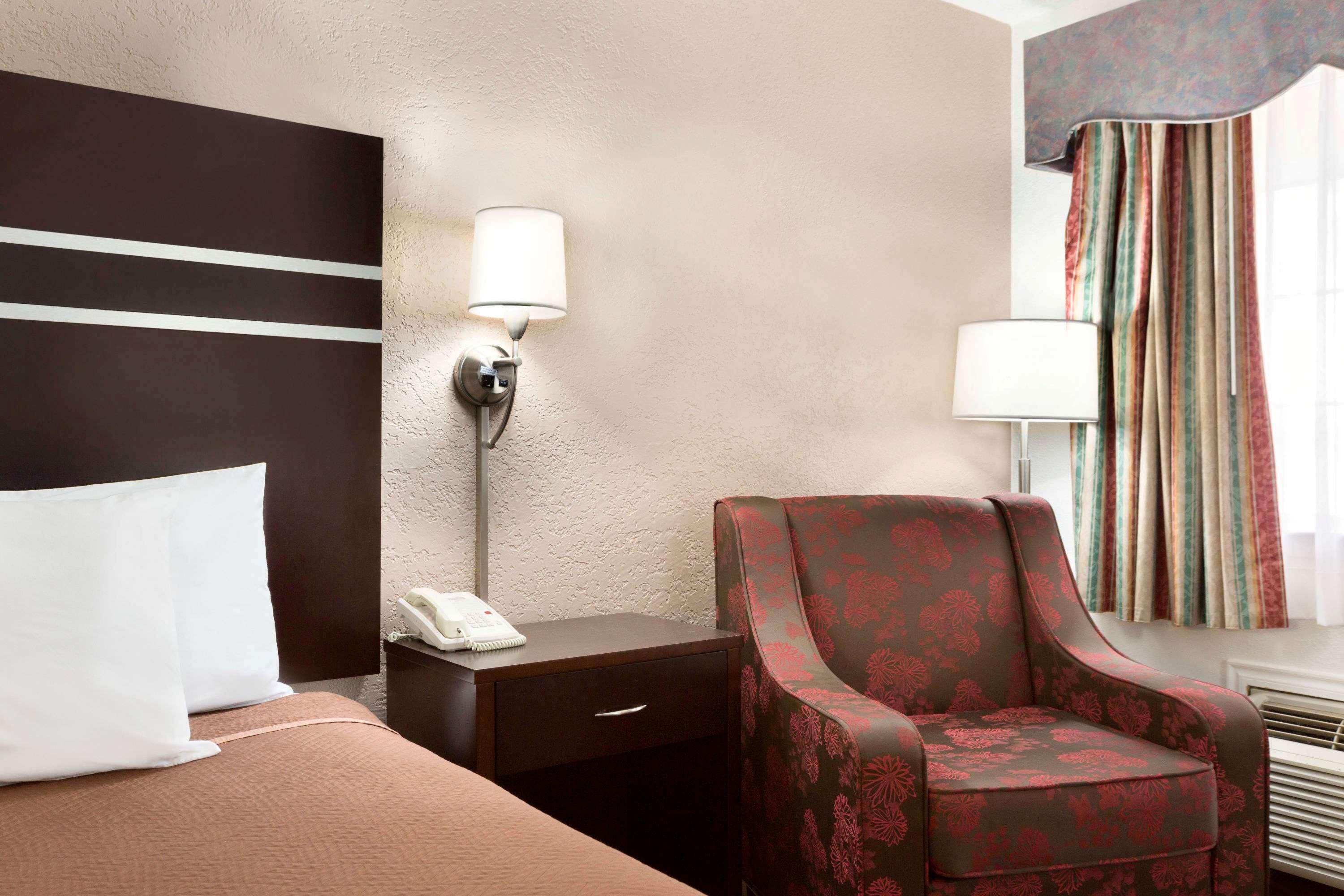 Travelodge By Wyndham Killeen/Fort Hood Buitenkant foto