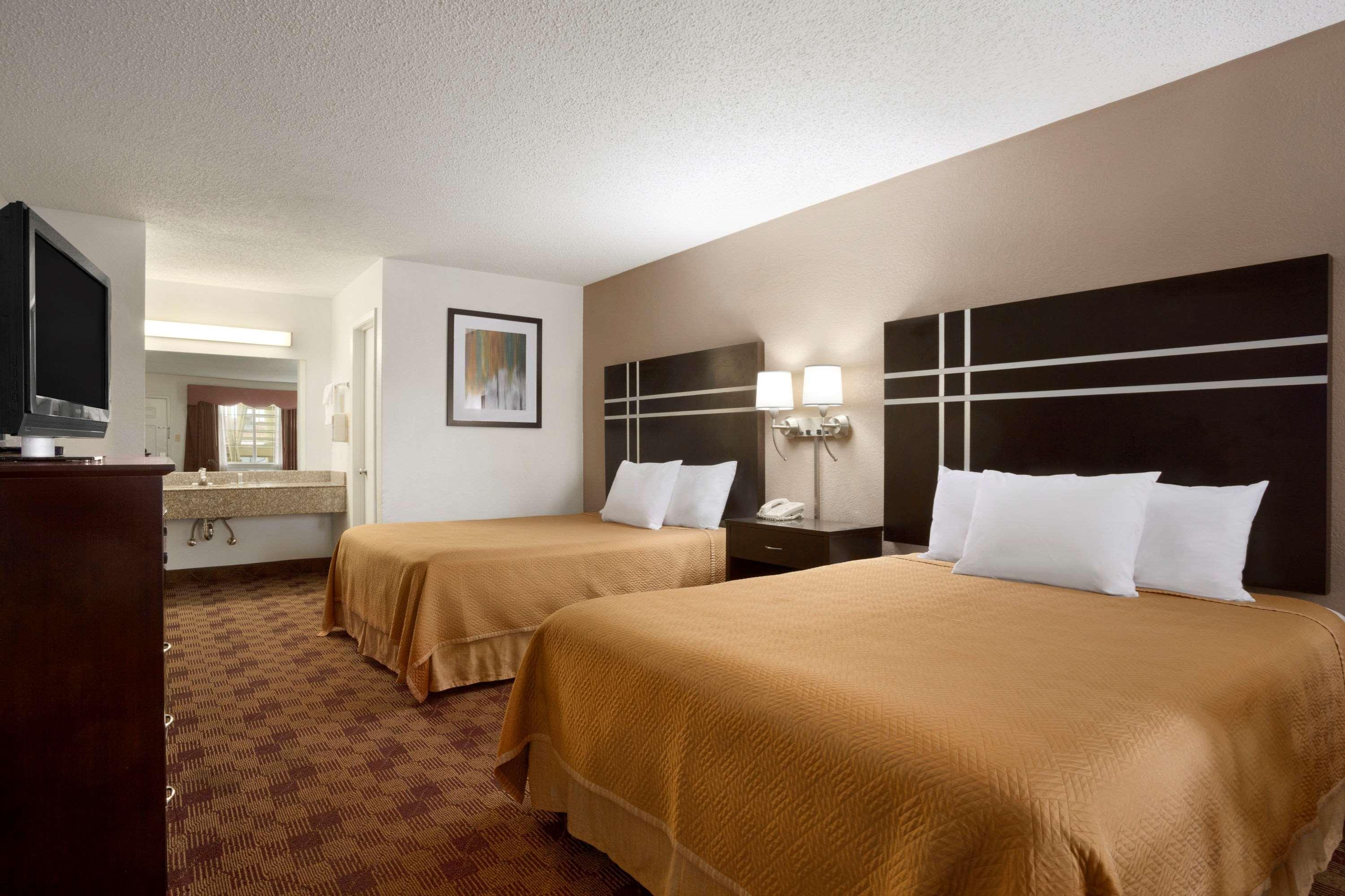 Travelodge By Wyndham Killeen/Fort Hood Buitenkant foto